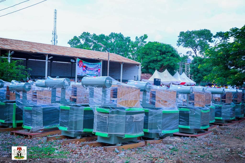 Gov. Yusuf hands over 500 transformers to Kano communities